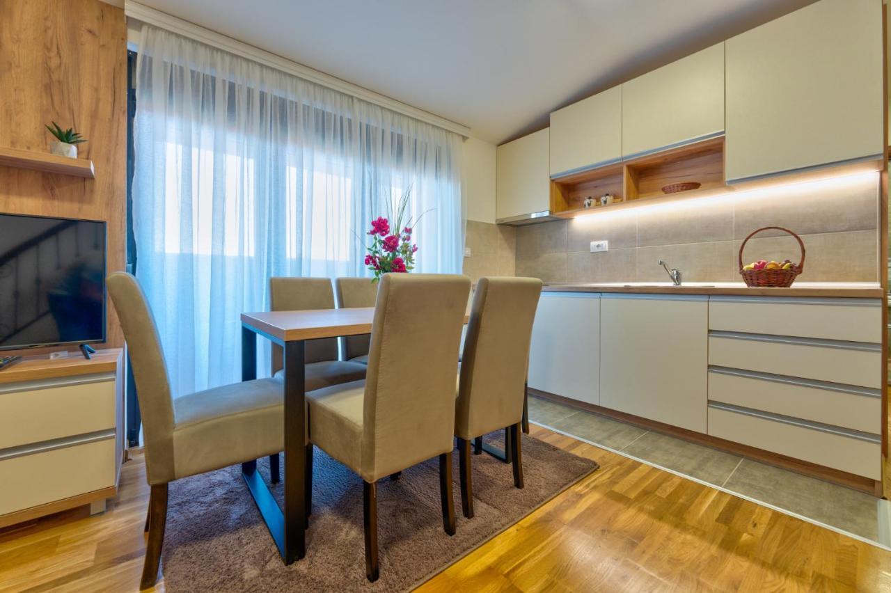 Apartment Monix Palace