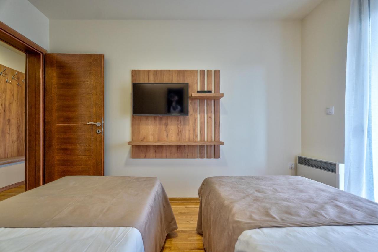 Monix Palace Apartment